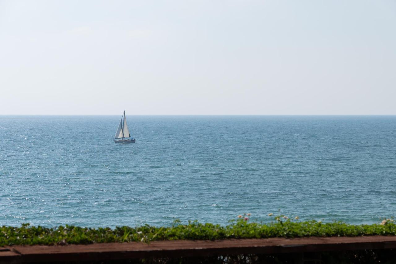 Sea View Stylish 1Br With Balcony By Beachfront Stay Herzliya Экстерьер фото